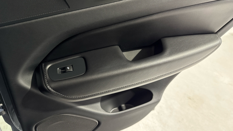 Volvo XC60 2.0 B5P Plus Dark 5dr AWD Geartronic Petrol Estate